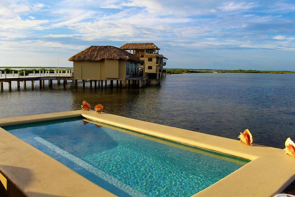 Cabana 2 — 1BR Overwater