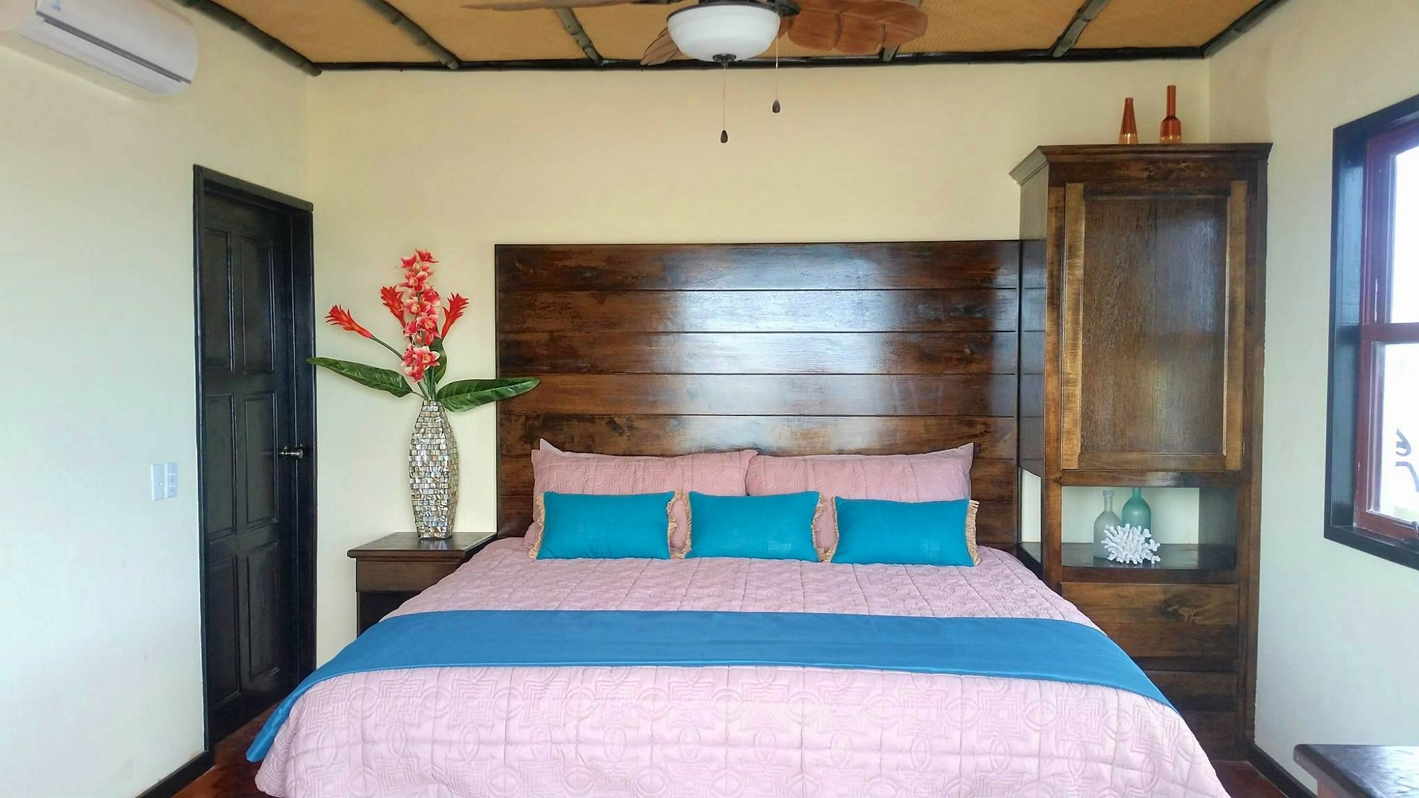 2nd floor suite interior